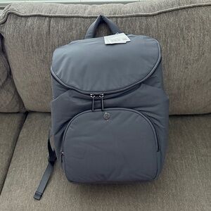 NWT LULULEMON NEW PARENT BACKPACK 17L Solar Grey/Ocean Air Blue OS